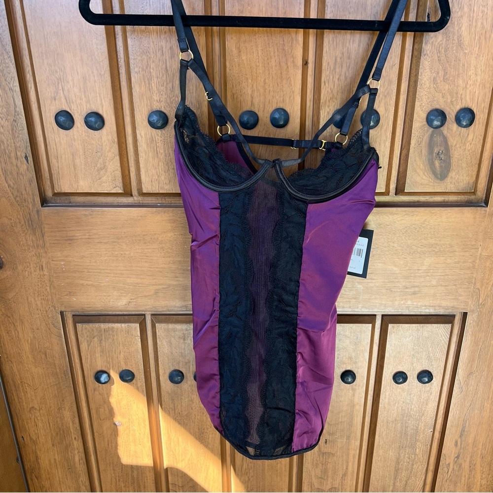 NEW!‎ Frederick’s of Hollywood Lingerie Monique Purple Silk and Lace with thong